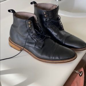 Men’s dress shoes